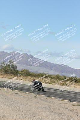 media/Nov-16-2025-Race Pace (Sun) [[8c5fa54630]]/Verified Riders/4-Turn 3 Inside (1050am)/